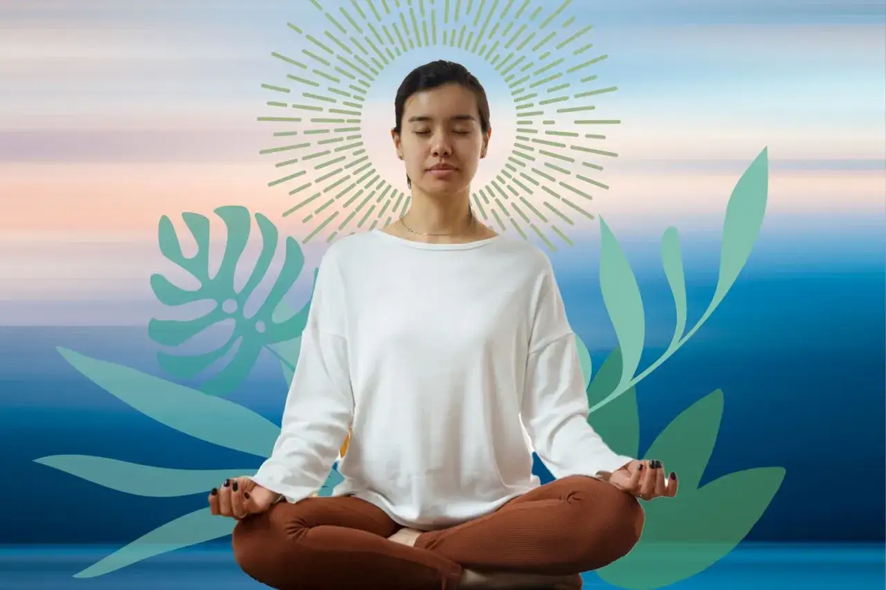 Frau in Lotussitz meditiert. Ein Kreis aus grünen Strahlen umgibt ihren Kopf. Ein inspirierender 3-Minuten-Meditations-Text könnte hier gut passen.